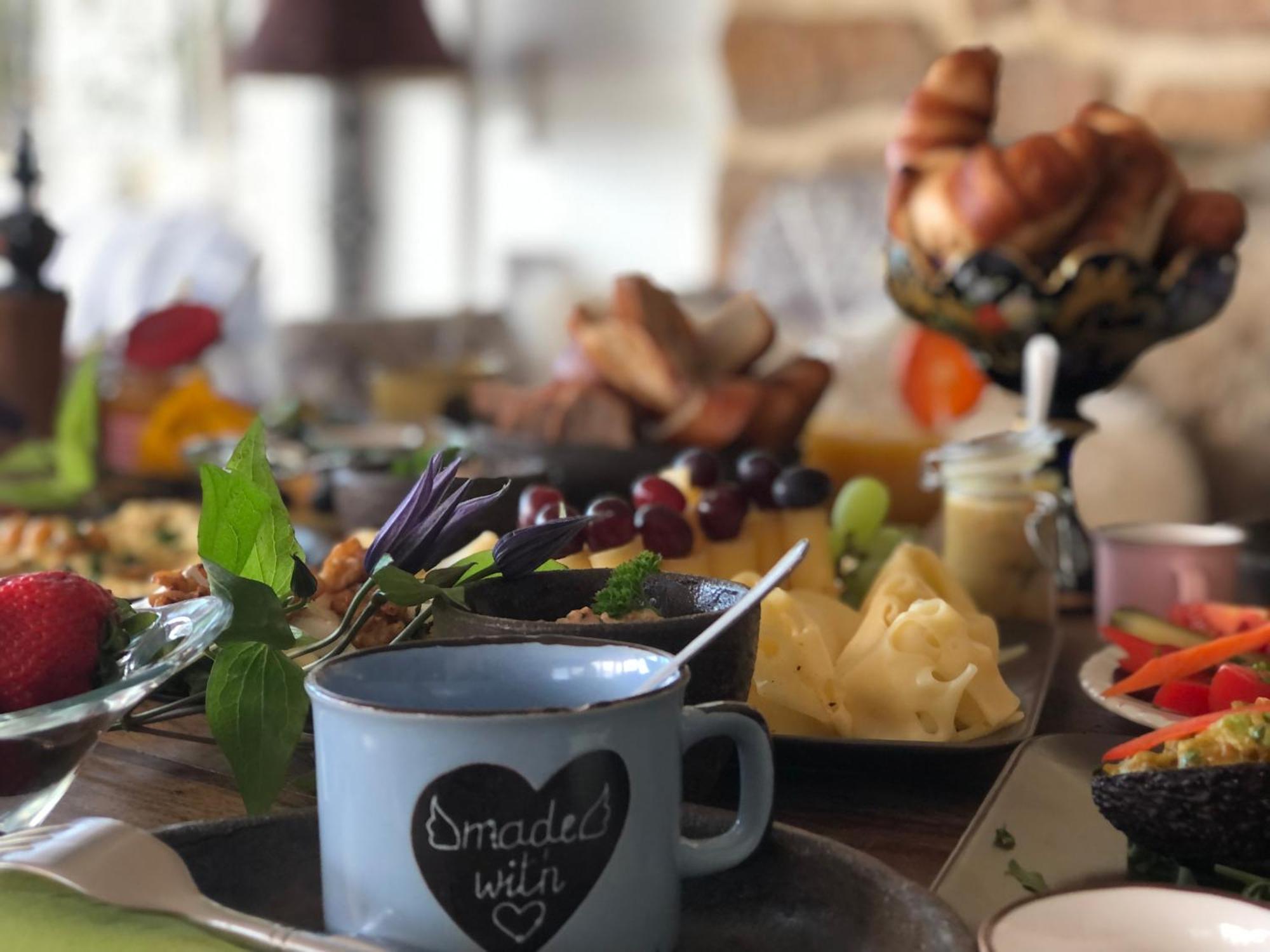 Strandhotel Kaerntnerhof Portschach am Woerthersee Ngoại thất bức ảnh